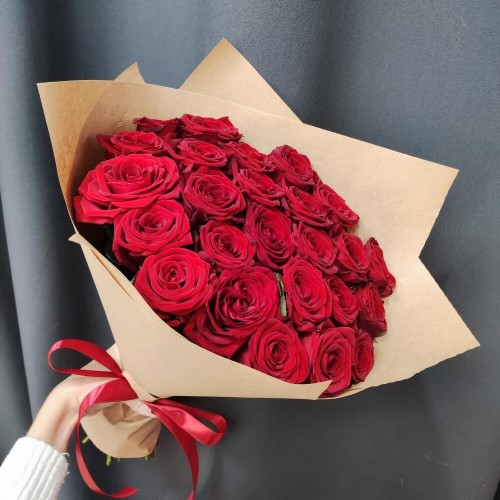 Купить на заказ Букет из 25 красных роз с доставкой в Аягозе