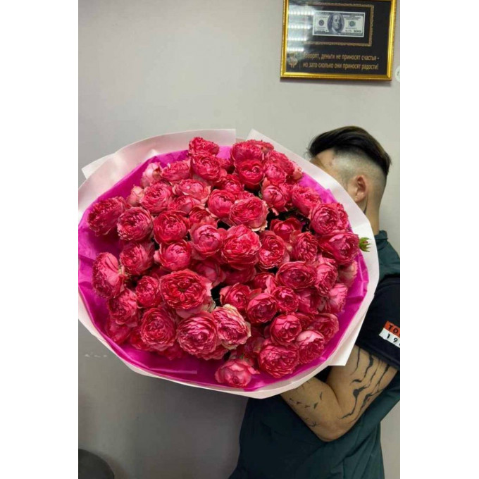 Букет из 51 пионовидные розы Букет из 51 пионовидные розы